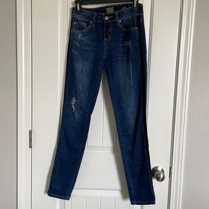 True craft size 3 skinny jeans with black stripes down side of leg